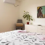 Apartment Mona
